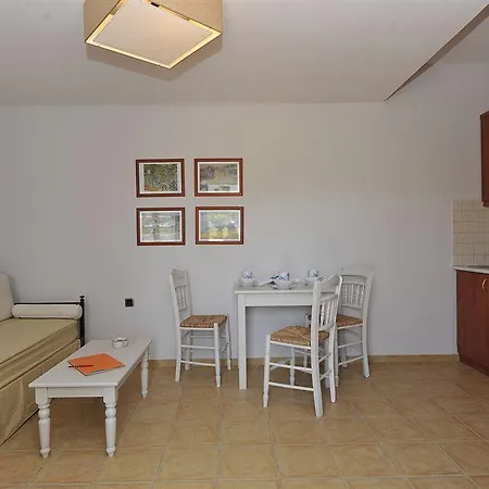 Ammos Naxos Hotel